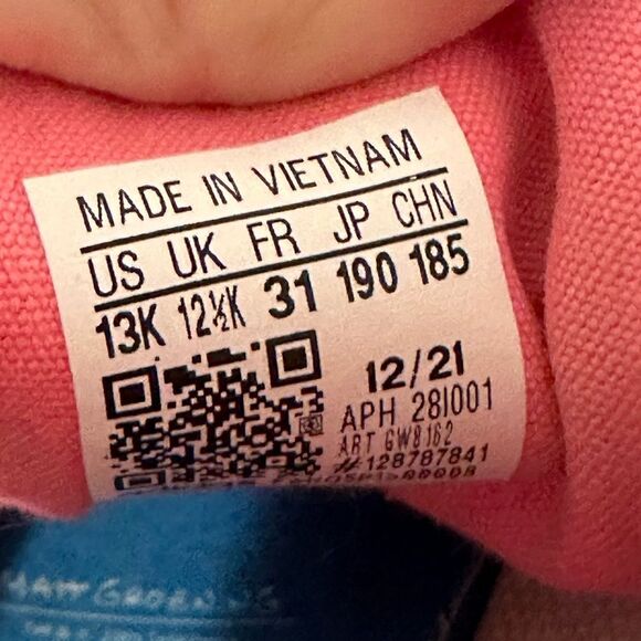 ADIDAS The Simpsons x Stan Smith J 'Donut Sprinkles Shoes Sneakers Kid's size 13 - Picture 10 of 10